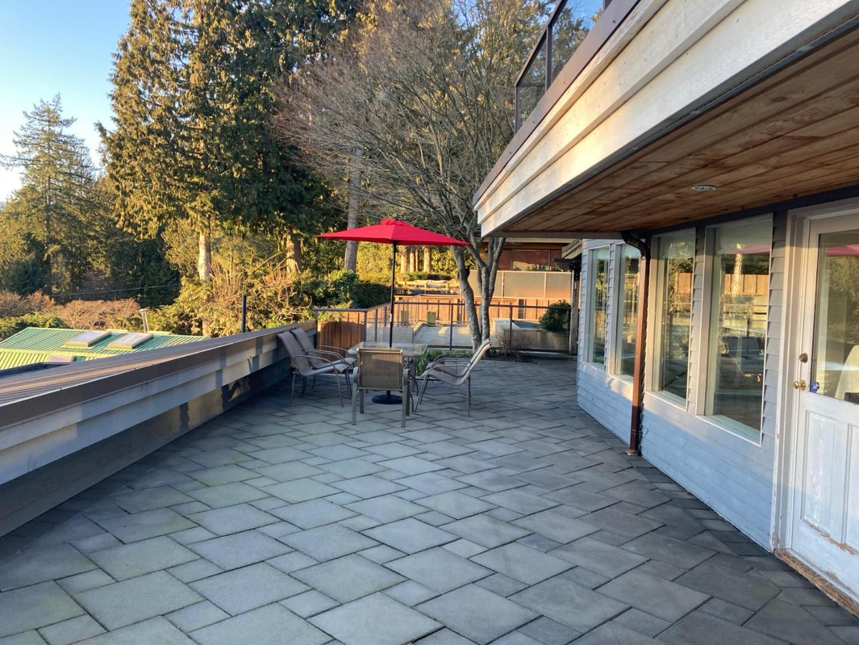 Cypress: Private Bedroom/Bathroom/Office, With Shared Pool, Hot Tub North Vancouver Buitenkant foto